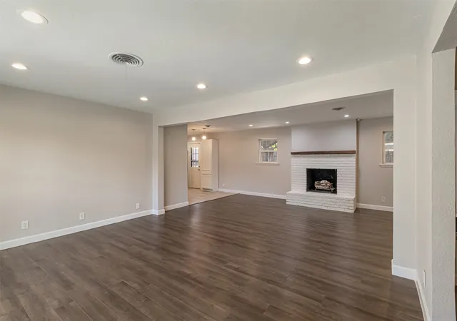 Photo 4 of Single family home for sale at 8001 Clark St, North Richland Hills, TX 76180 | MLS# 21385758 | Listing updated on 2026-09-29