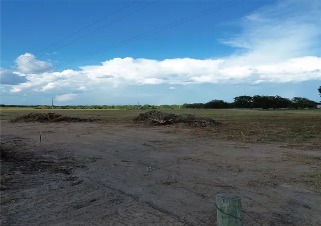 Photo 2 of Land for sale at 0 Grant Prairie Rd #7, Franklin, TX 77856 | MLS# 21388919 | Listing updated on 2026-10-01