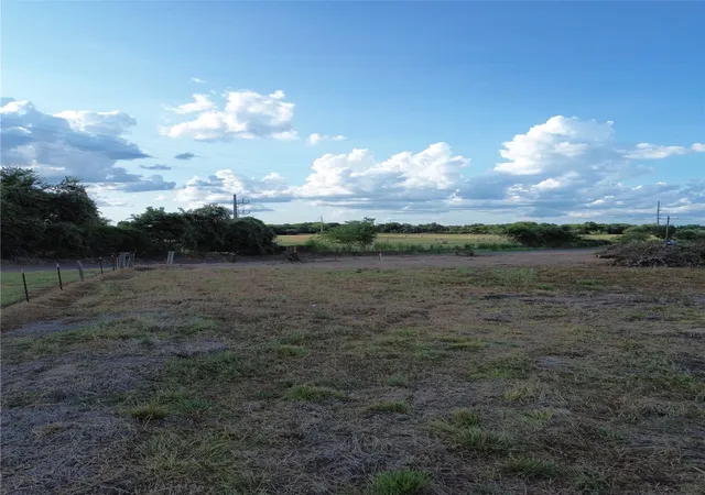 Photo 4 of Land for sale at 0 Grant Prairie Rd #7, Franklin, TX 77856 | MLS# 21388919 | Listing updated on 2026-10-01