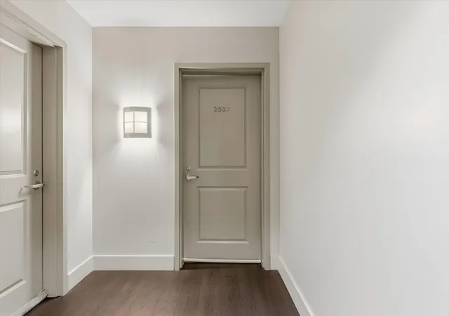 Photo 2 of Condo for sale at 1200 Main St #2507, Dallas, TX 75202 | MLS# 21388447 | Listing updated on 2026-10-05