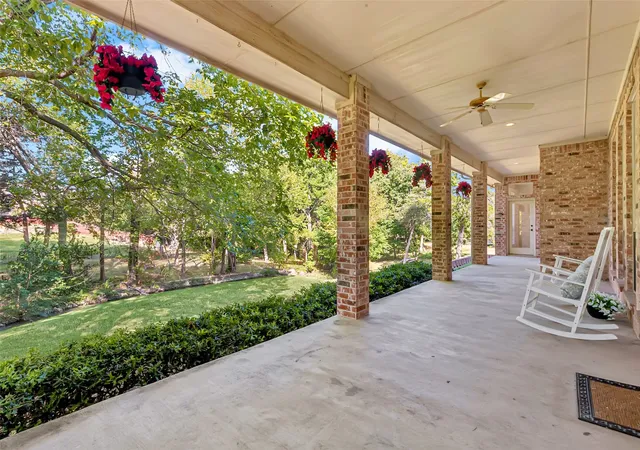 Photo 3 of Single family home for sale at 902 Glen Meadow Ct, Garland, TX 75044 | MLS# 21386547 | Listing updated on 2026-10-07