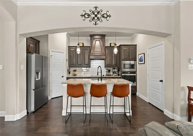 Photo 3 of Single family home for sale at 1612 Tyler St, Waxahachie, TX 75165 | MLS# 21390530 | Listing updated on 2026-10-05
