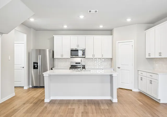 Photo 1 of Single family home for sale at 2712 Teton St, Denton, TX 76210 | MLS# 21390084 | Listing updated on 2026-09-19