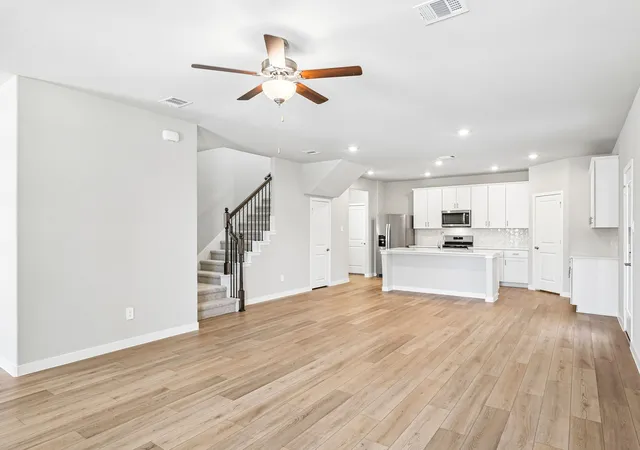 Photo 3 of Single family home for sale at 2712 Teton St, Denton, TX 76210 | MLS# 21390084 | Listing updated on 2026-09-19