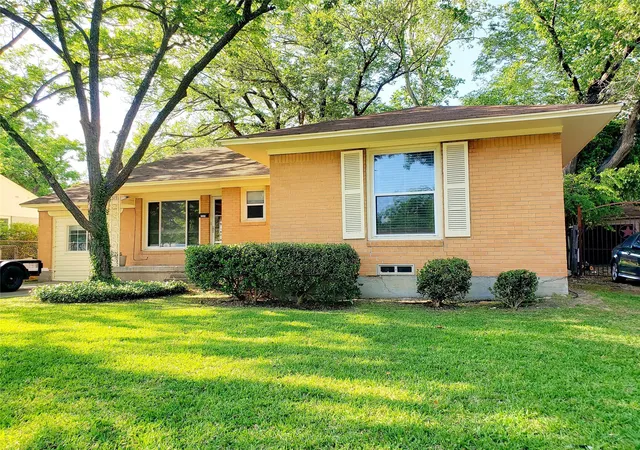 Photo 1 of Single family home for sale at 3309 San Marcus Ave, Dallas, TX 75228 | MLS# 21390556 | Listing updated on 2026-09-19