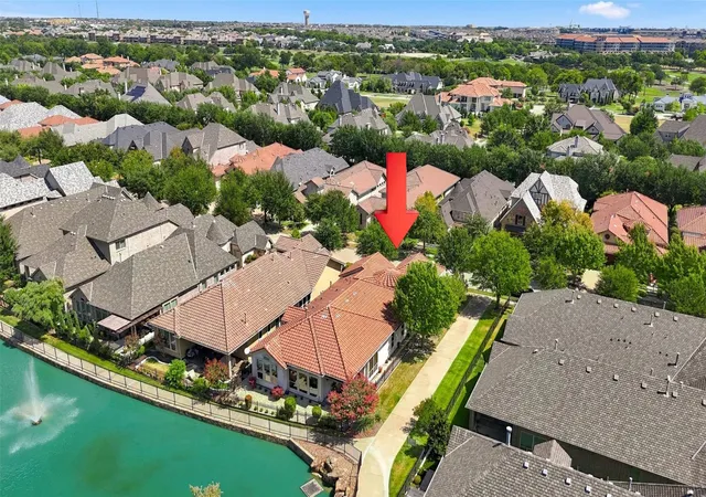Photo 2 of Single family home for sale at 6108 Heron Bay Ln, Mc Kinney, TX 75070 | MLS# 21387342 | Listing updated on 2026-10-08