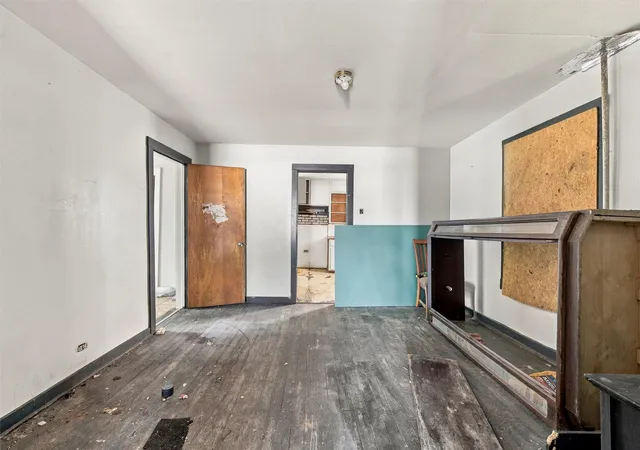 Photo 3 of Single family home for sale at 204 Eagle Dr, Bruceville Eddy, TX 76524 | MLS# 21388672 | Listing updated on 2026-10-07