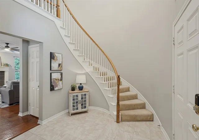 Photo 2 of Single family home for sale at 204 S Village Dr, Mc Kinney, TX 75072 | MLS# 21390380 | Listing updated on 2026-10-06