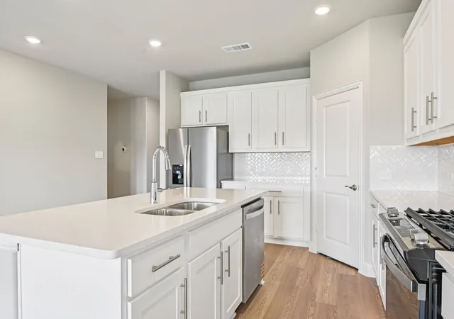 Photo 3 of Single family home for sale at 1212 Winters Way, Mc Kinney, TX 75071 | MLS# 21390100 | Listing updated on 2026-10-08