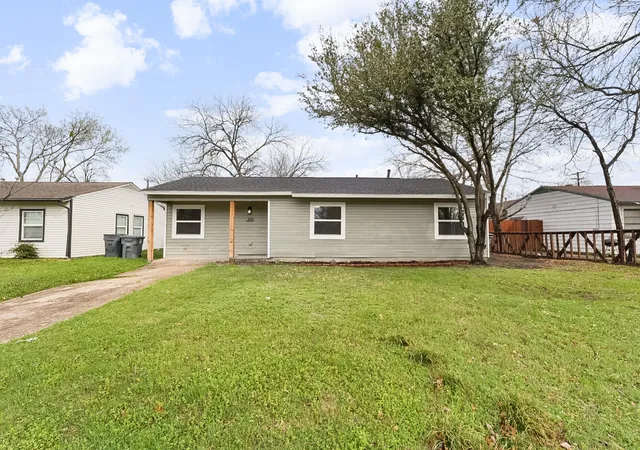 Photo 1 of Single family home for sale at 2655 Larry Dr, Dallas, TX 75228 | MLS# 21390648 | Listing updated on 2026-09-19