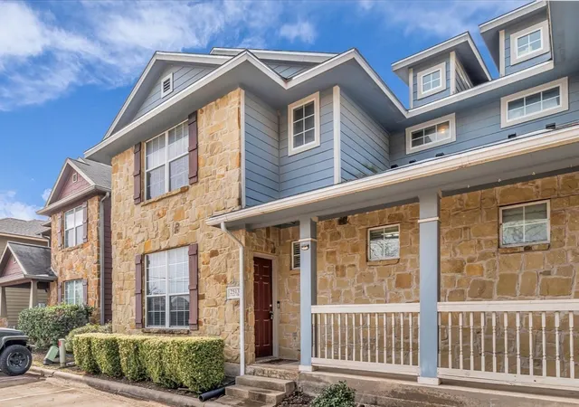 Photo 1 of Condo for sale at 2513 S 2nd Street #1B, Waco, TX 76706 | MLS# 21390664 | Listing updated on 2026-09-19