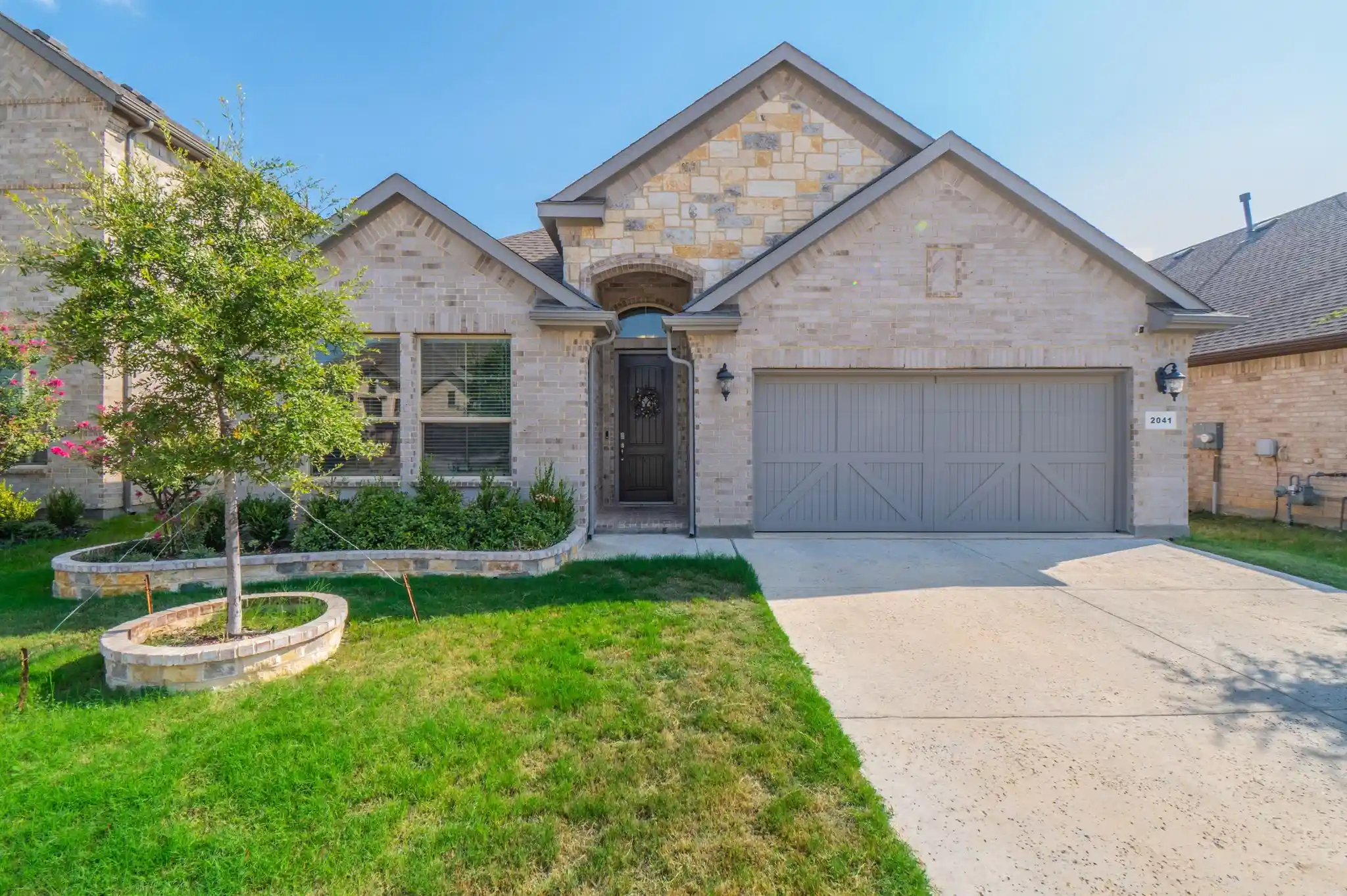 Photo 1 of Single family home for sale at 2041 St Andrews Way, Argyle, TX 76226 | MLS# 21390667 | Listing updated on 2026-10-17