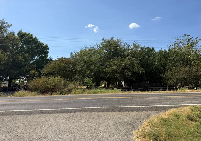 Photo 2 of Land for sale at 6053 Fm 1827, Mc Kinney, TX 75071 | MLS# 21389586 | Listing updated on 2026-09-23