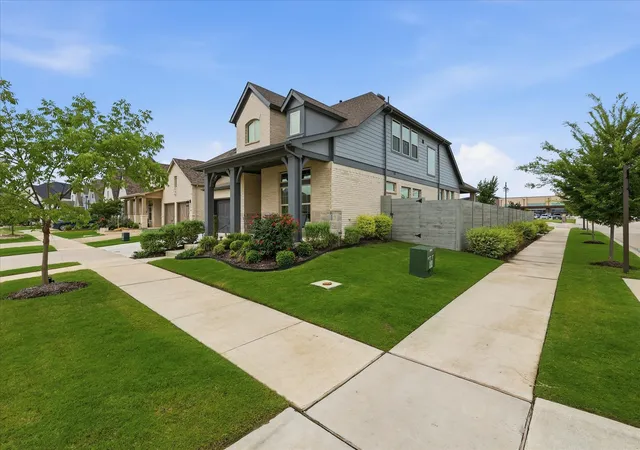 Photo 1 of Single family home for sale at 2017 Tremont Dr, Argyle, TX 76226 | MLS# 21389208 | Listing updated on 2026-09-21