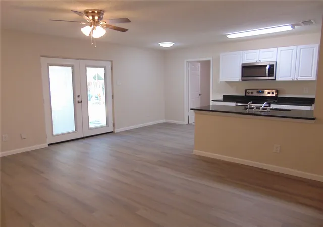 Photo 2 of Sale Pending at 1224 Mars Dr, Cedar Hill, TX 75104 | MLS# 21371389 | Listing updated on 2026-10-07