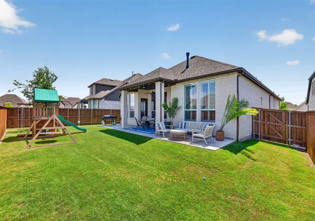 Photo 2 of Single family home for sale at 8504 Fannin Crk Trl, Mc Kinney, TX 75071 | MLS# 21390672 | Listing updated on 2026-10-08