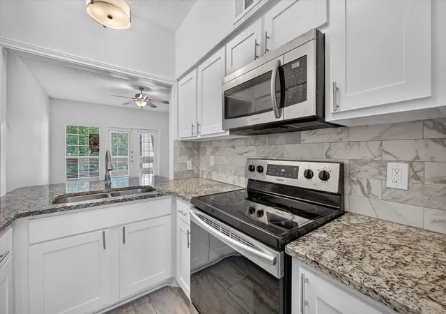 Photo 3 of Condo for sale at 8550 Fair Oaks Xing #112, Dallas, TX 75243 | MLS# 21390282 | Listing updated on 2026-09-18