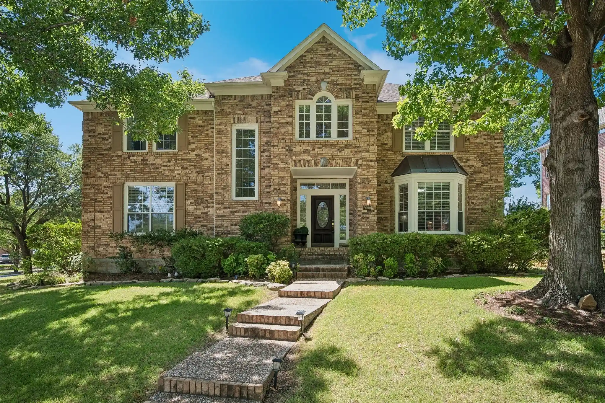Photo 1 of Single family home for sale at 2000 Mulberry Way, Irving, TX 75063 | MLS# 21326075 | Listing updated on 2026-10-24