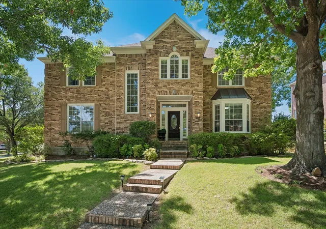 Photo 1 of Single family home for sale at 2000 Mulberry Way, Irving, TX 75063 | MLS# 21326075 | Listing updated on 2026-10-05