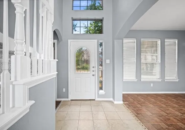 Photo 2 of Single family home for sale at 2006 Trickling Crk Dr, Garland, TX 75041 | MLS# 21376109 | Listing updated on 2026-09-30