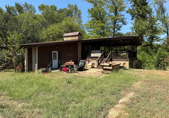 Photo 2 of Single family home for sale at 65 County Rd 4164, Pittsburg, TX 75686 | MLS# 21390736 | Listing updated on 2026-09-19