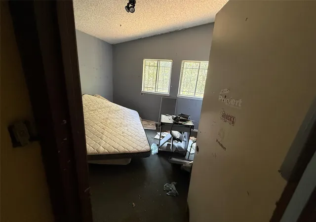 Photo 3 of Single family home for sale at 65 County Rd 4164, Pittsburg, TX 75686 | MLS# 21390736 | Listing updated on 2026-09-19