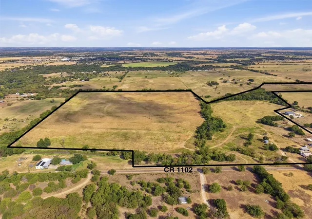 Single family home for sale at 681 County Rd 1102, Rio Vista, TX 76093 | MLS# 21388019