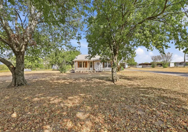 Photo 3 of Single family home for sale at 681 County Rd 1102, Rio Vista, TX 76093 | MLS# 21388019 | Listing updated on 2026-09-19