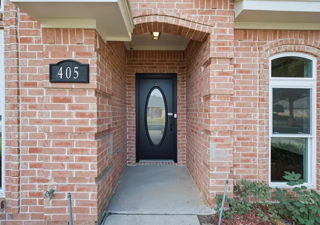 Photo 3 of Single family home for sale at 405 Montreal Dr, Hurst, TX 76054 | MLS# 21390654 | Listing updated on 2026-10-31