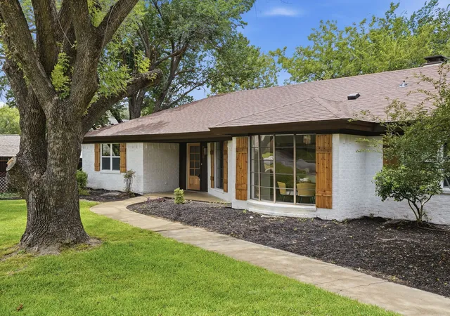 Photo 2 of Sale Pending at 6505 Riviera Dr, North Richland Hills, TX 76180 | MLS# 21390701 | Listing updated on 2026-10-09