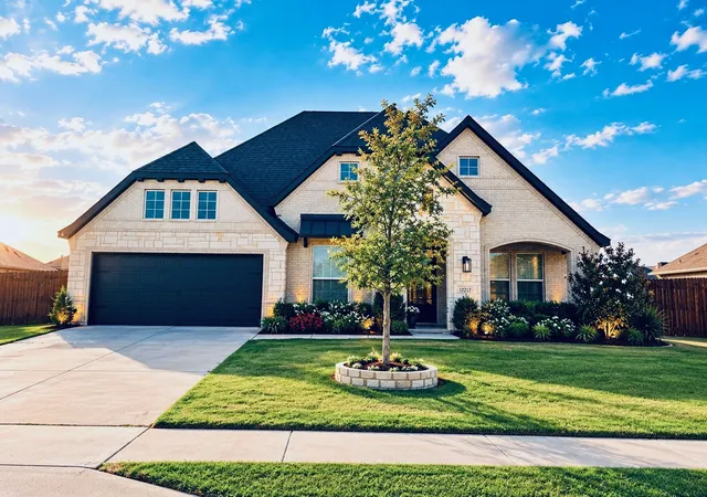 Photo 2 of Single family home for sale at 12717 Caliber Dr, Godley, TX 76044 | MLS# 21390816 | Listing updated on 2026-10-01