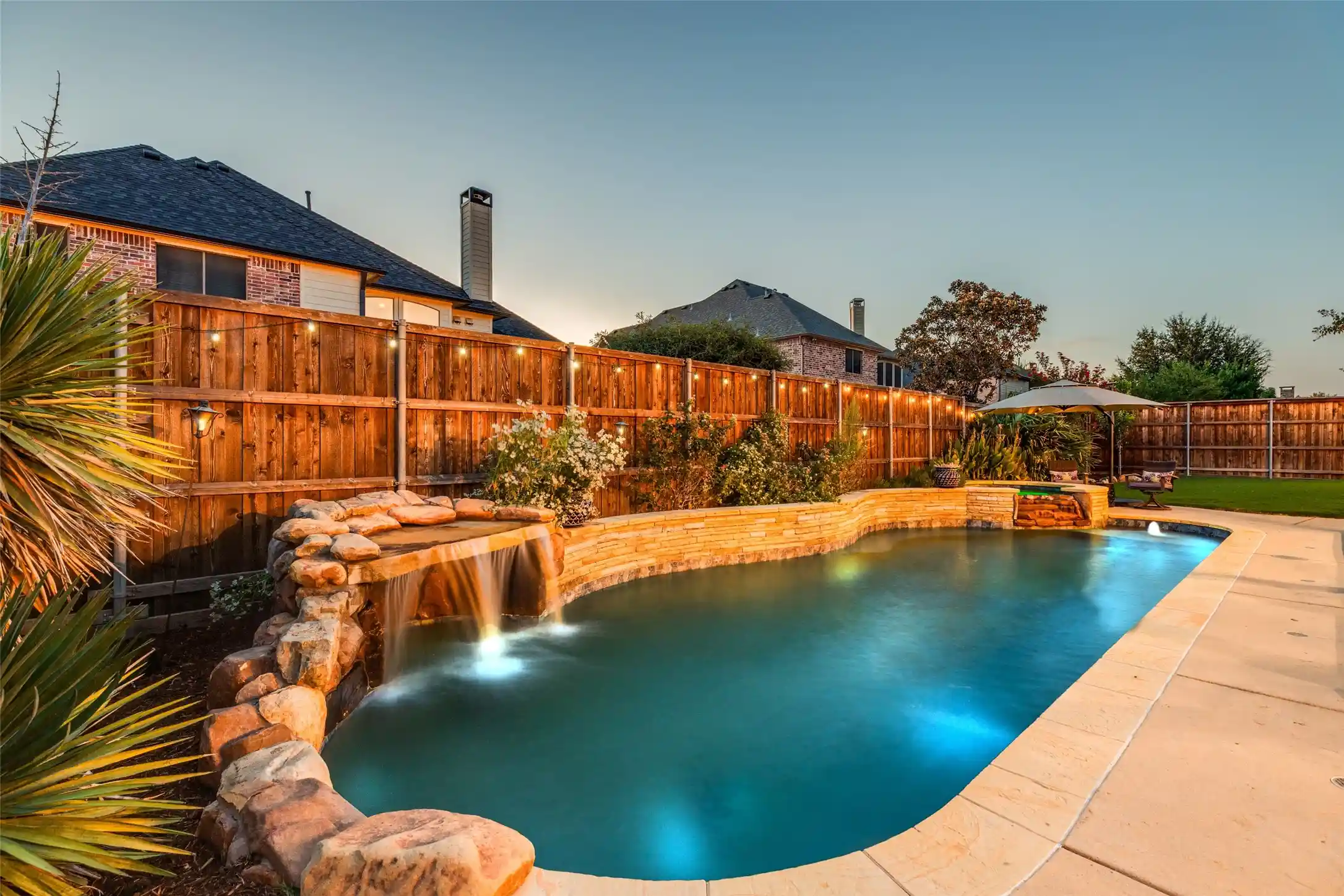 Photo 1 of Mansion for sale at 10757 Southbury Ln, Frisco, TX 75033 | MLS# 21381936 | Listing updated on 2026-10-25