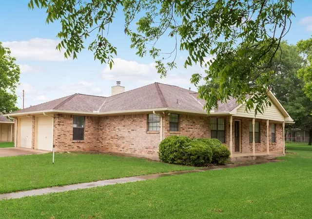 Photo 2 of Single family home for sale at 1635 Easy St, Seagoville, TX 75159 | MLS# 21390328 | Listing updated on 2026-09-23