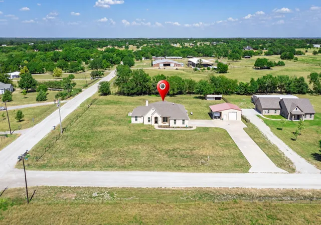 Photo 1 of Single family home for sale at 10133 Private Rd 5393, Princeton, TX 75407 | MLS# 21388314 | Listing updated on 2026-10-07