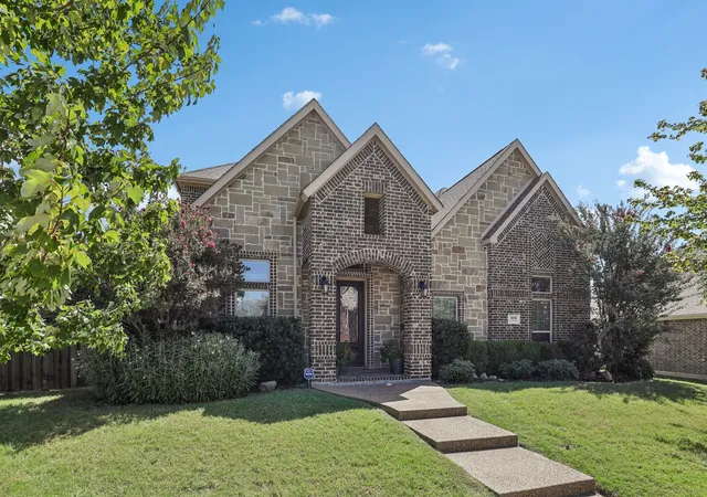 Photo 2 of Single family home for sale at 676 Princeton Way, Rockwall, TX 75087 | MLS# 21386220 | Listing updated on 2026-10-09