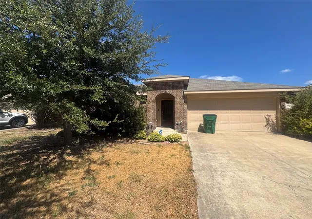 Photo 1 of Single family home for sale at 4006 Gabi Ave, Heartland, TX 75126 | MLS# 21390534 | Listing updated on 2026-09-29