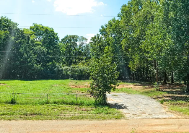 Photo 3 of Land for sale at 824 Balmorea Dr, Bullard, TX 75757 | MLS# 21390889 | Listing updated on 2026-09-29