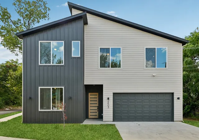 Photo 1 of Single family home for sale at 2403 Obenchain St, Dallas, TX 75212 | MLS# 21389065 | Listing updated on 2026-09-26