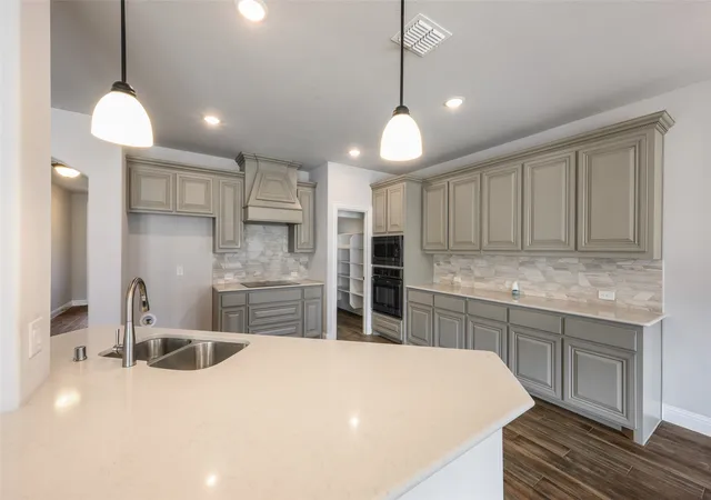 Photo 3 of Single family home for sale at 4509 Stillhouse Holw Ln, Argyle, TX 76226 | MLS# 21390031 | Listing updated on 2026-10-06