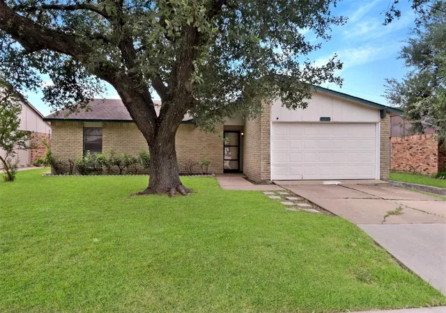 Photo 1 of Single family home for sale at 3314 Maple Ln, Rowlett, TX 75089 | MLS# 21390880 | Listing updated on 2026-09-19