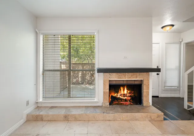 Listing Photo 3 - Condo for sale in building located at 3121 Park Ln, Dallas, TX 75220 - Unit #1107