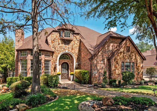 Photo 1 of Single family home for sale at 4129 Glenbrook Dr, Richardson, TX 75082 | MLS# 21368014 | Listing updated on 2026-10-05