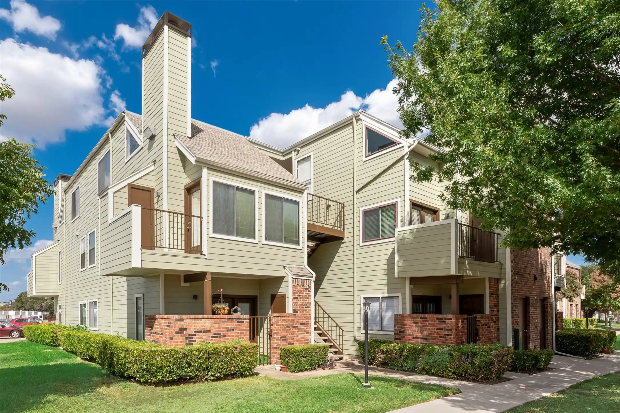 Condo for sale at 3129 Sondra Dr #102, Fort Worth, TX 76107 | MLS# 21390919