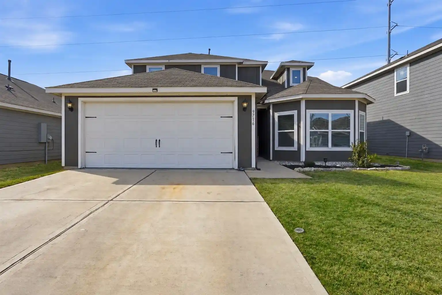 Photo 1 of Single family home for sale at 9716 Teton Vista Dr, Fort Worth, TX 76140 | MLS# 21390938 | Listing updated on 2026-10-13