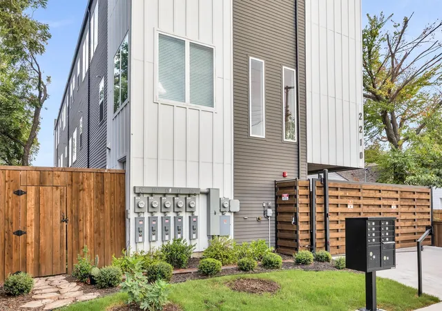 Photo 1 of Condo for sale at 2210 Shea Rd #102, Dallas, TX 75235 | MLS# 21378776 | Listing updated on 2026-10-02
