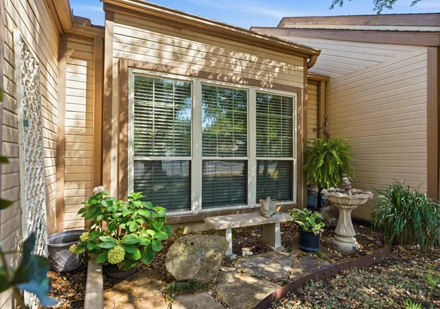 Photo 3 of Townhouse for sale at 3311 Chimney Pl Dr, Waco, TX 76708 | MLS# 21390060 | Listing updated on 2026-10-03
