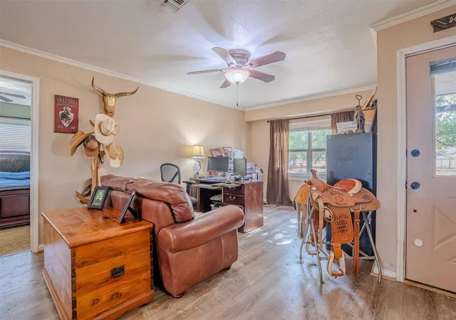 Single family home for sale at 611 Billings Rd, Tolar, TX 76476 | MLS# 21390990 | Listing updated on 2026-09-19