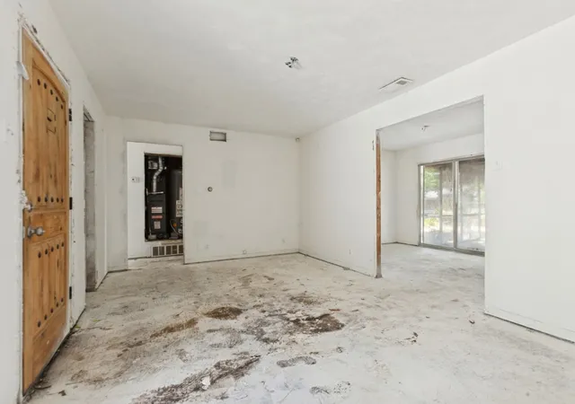 Photo 2 of Single family home for sale at 8917 Freeport Dr, Dallas, TX 75228 | MLS# 21390025 | Listing updated on 2026-09-19