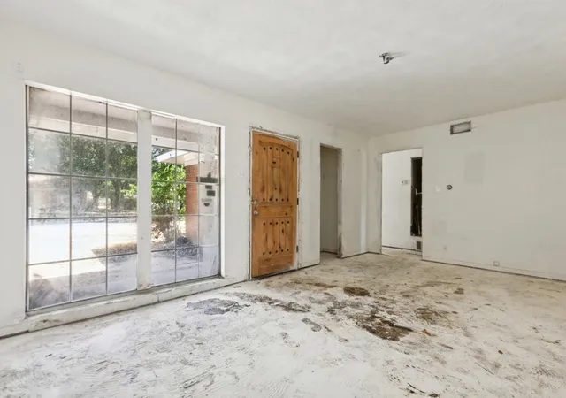 Photo 3 of Single family home for sale at 8917 Freeport Dr, Dallas, TX 75228 | MLS# 21390025 | Listing updated on 2026-09-19