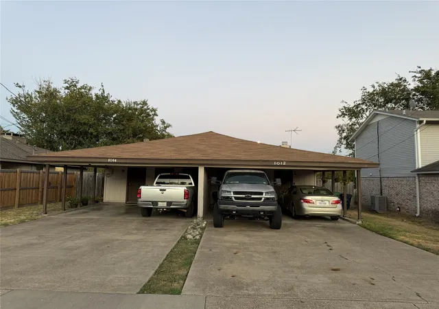 Photo 1 of Multi family home for sale at 1012 Mulkey Ln, Denton, TX 76209 | MLS# 21387809 | Listing updated on 2026-10-09